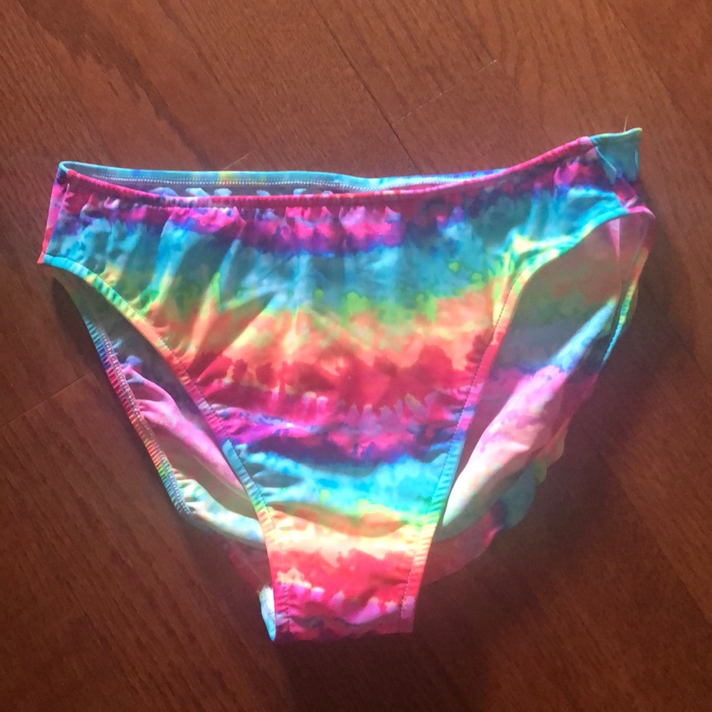 Venus size 12 tye dye bathing suit bottoms